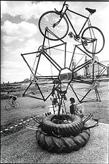 messenger monument at CMWC 94: Nick Cobbing messenger monument at CMWC 94: Nick Cobbing